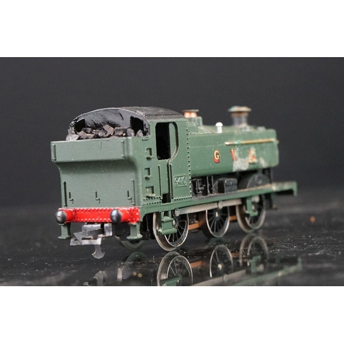 25 - Four OO gauge locomotives to include Wills Finecast GWR 2251 Class (built), TTR Britannia, unmarked ... 