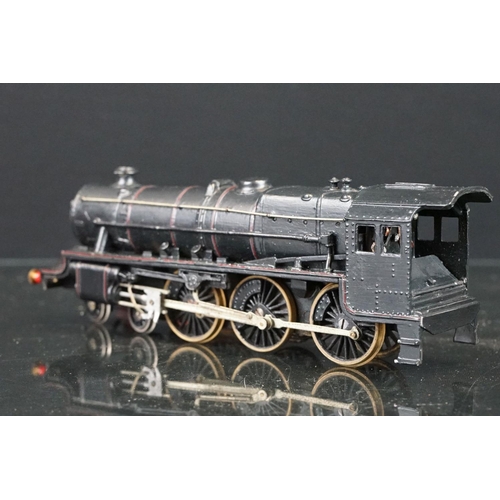 26 - Six boxed and built diecast OO gauge locomotives to include 3 x Wills, K's, Graham, Farish & Keyser,... 