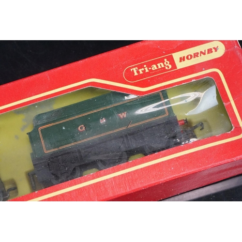 27 - Seven boxed Triang / Hornby OO gauge locomotives to include R754, R52, R758, R150S, 4-4-0 with tende... 