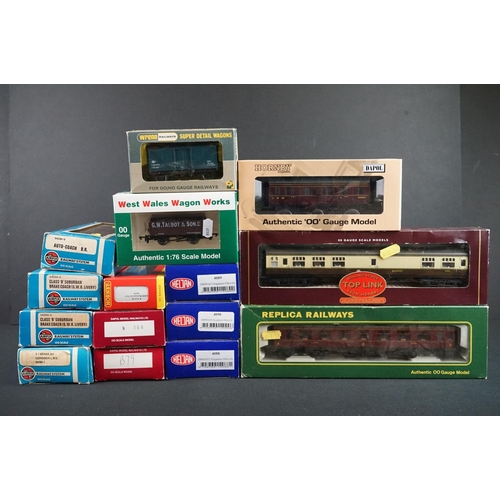 39 - 15 Boxed OO gauge items of rolling stock to include Heljan, Hornby, Dapol, Replica Railways, West Wa... 