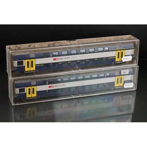 100 - Two cased Fleischmann OO gauge SBB CFF FFS double decker coaches to include 5133 & 5134