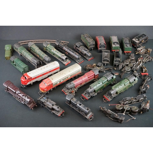 48 - Seven OO gauge locomotives to include Triang and Bachmann examples featuring Triang The Princess Roy... 