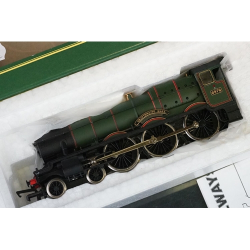 86 - Two boxed OO gauge locomotives to include Dapol D/3 4-6-0 County of Worcester and Replica Railways N... 