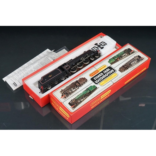 105 - Two boxed OO gauge locomotives to include Hornby Silver Seal R859 BR 4-6-0 Locomotive Black Five Cla... 