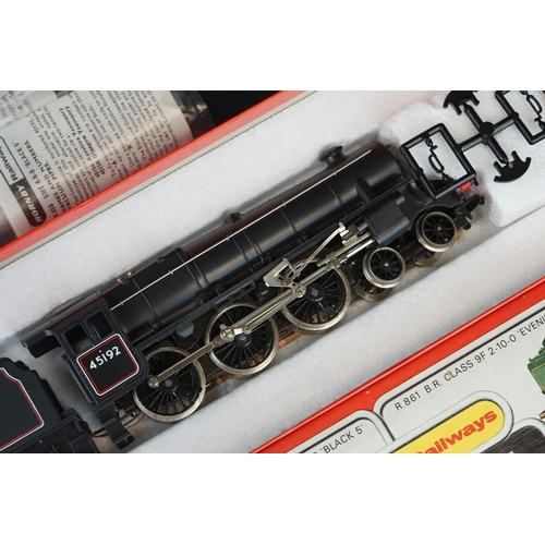 105 - Two boxed OO gauge locomotives to include Hornby Silver Seal R859 BR 4-6-0 Locomotive Black Five Cla... 