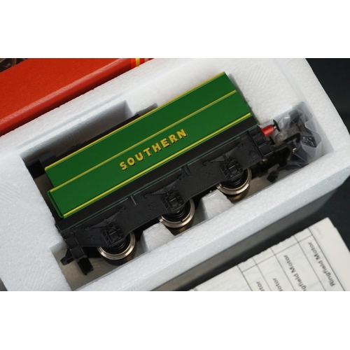 108 - Four boxed Hornby OO gauge locomotives to include R372 LNER Class A4 Loco Seagull, R374 SR Battle of... 