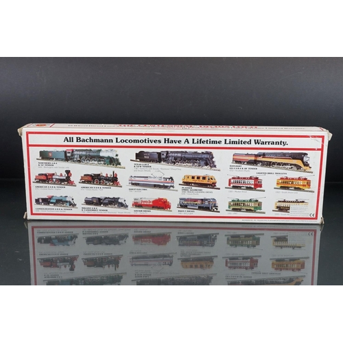 111 - Boxed Bachmann HO gauge 66501 DD 40X 16 Wheel Union Pacific locomotive, tatty box