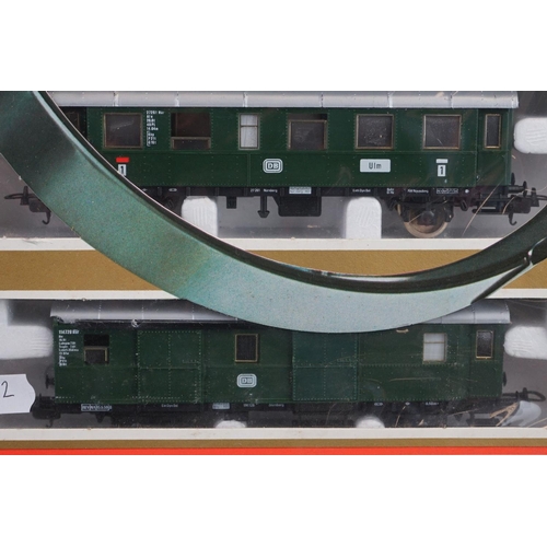 112 - Boxed Lima OO gauge Golden Series 109726G Nebenbahn Personenzug train pack