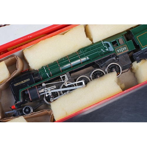 113 - Two boxed OO gauge locomotives to include Triang Hornby R861 BR 2-10-0 Evening Star and Hornby R859 ... 