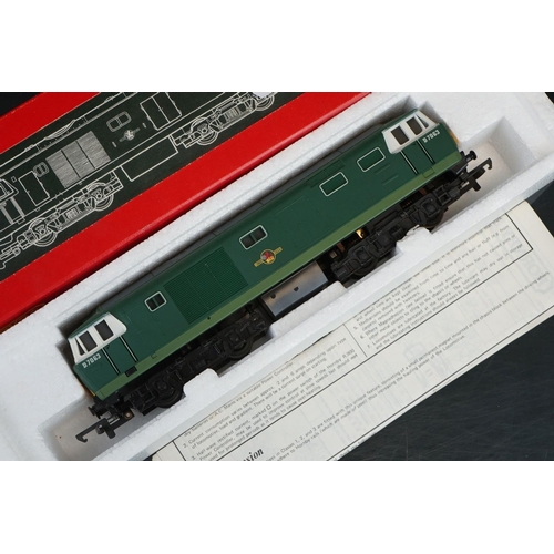 114 - Three boxed Hornby OO gauge locomotives to include R074 Hymek Diesel Loco, R751 BR Co Co Diesel Elec... 