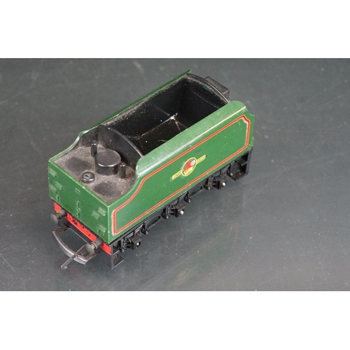 127 - Two Triang OO gauge locomotives to include Princess Elizabeth & R52 0-6-0 BR in black