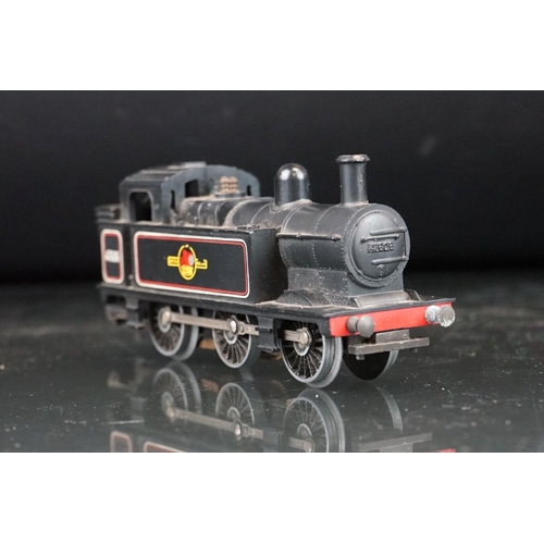 127 - Two Triang OO gauge locomotives to include Princess Elizabeth & R52 0-6-0 BR in black