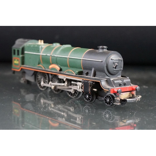 127 - Two Triang OO gauge locomotives to include Princess Elizabeth & R52 0-6-0 BR in black