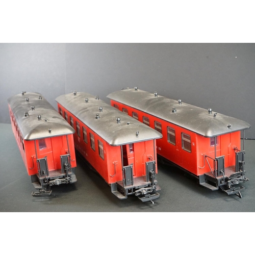 138 - Three NewQida G gauge TB Coaches, vg