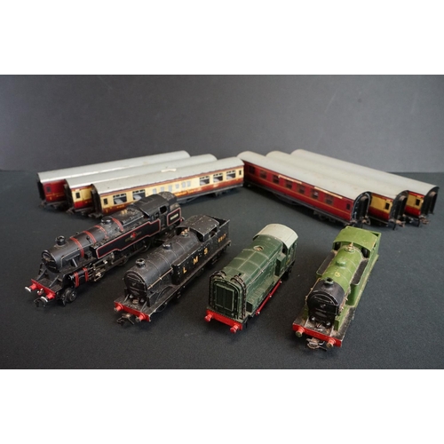 141 - Four Hornby Dublo locomotives to include 0-6-2 LNER 9596, D3763, 0-6-2 LMS 6917 and 2-6-4 180059 BR ... 