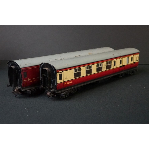 141 - Four Hornby Dublo locomotives to include 0-6-2 LNER 9596, D3763, 0-6-2 LMS 6917 and 2-6-4 180059 BR ... 