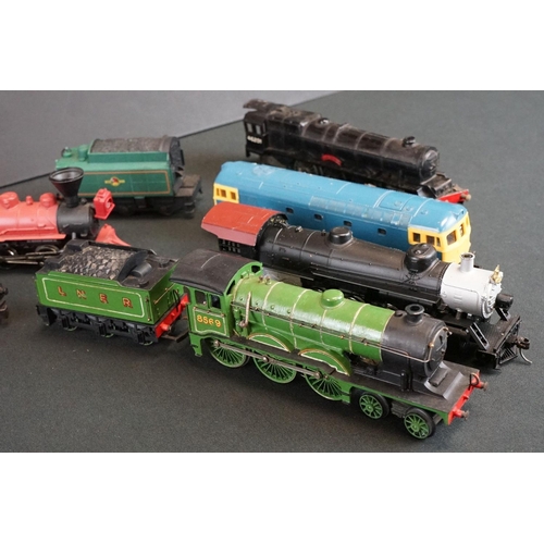 150 - 15 OO / HO gauge locomotives to include Hornby, Triang, Palitoy Mainline, Jouef etc