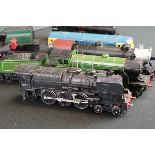 150 - 15 OO / HO gauge locomotives to include Hornby, Triang, Palitoy Mainline, Jouef etc