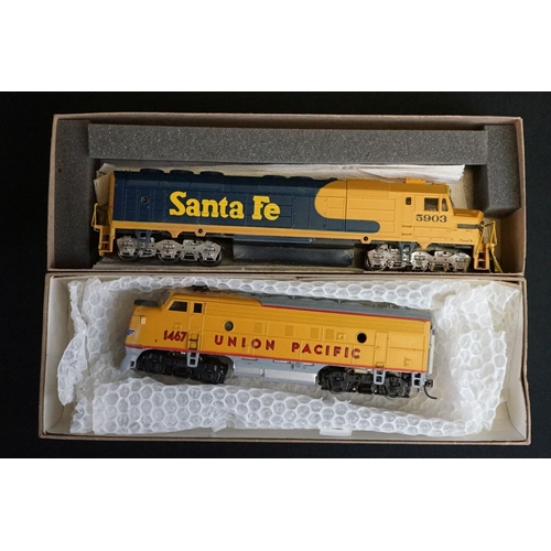 155 - 12 Boxed HO gauge locomotives all contained in Athearn boxes to include mainly associated Athearn lo... 