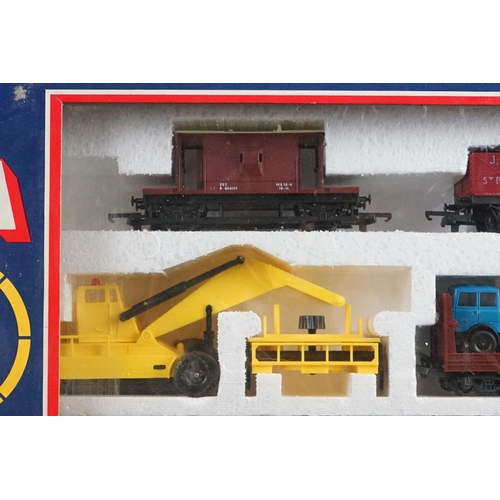 160 - Boxed Lima OO gauge 104747 electric train set, complete with locomotive, rolling stock and track