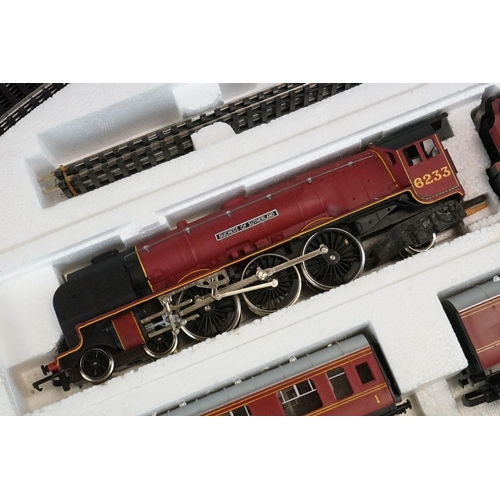 161 - Boxed Hornby OO gauge R824 Electric Train Set containing Duchess of Sutherland locomotive and 3 x it... 