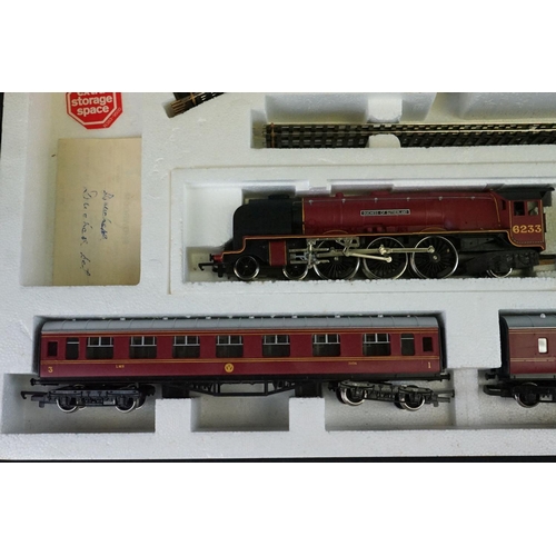 161 - Boxed Hornby OO gauge R824 Electric Train Set containing Duchess of Sutherland locomotive and 3 x it... 