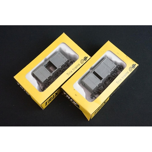 164 - 30 Boxed items of OO / HO / TTR rolling stock to include 10 x Model Power, 7 x Triang, 6 x Trix, 2 x... 