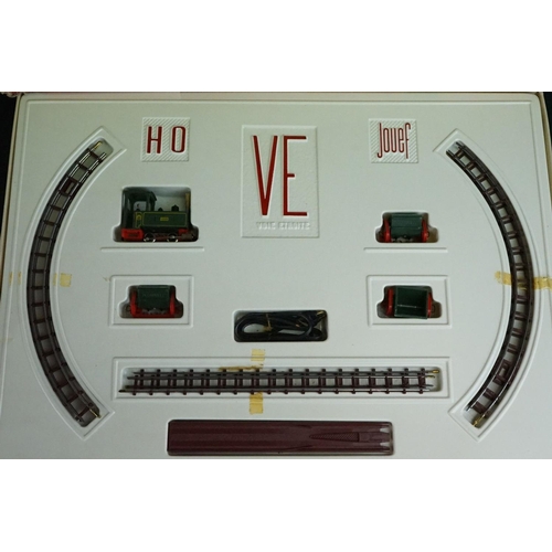 165 - Boxed Jouef VE HO gauge Electric Train Set ref 01 complete with Steatite 0-4-0 locomotive, 3 x Decau... 