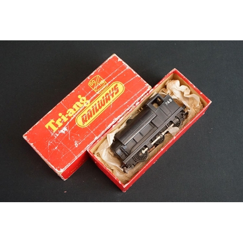 172 - Six boxed OO gauge locomotives to include 3 x Hornby (R058 BR 0-6-0T, R2100 SR 0-6-0 Terrier Locomot... 