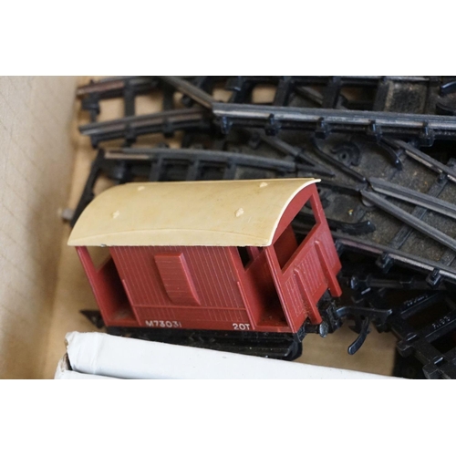 175 - Quantity of Triang OO gauge model railway to include The Princess Royal locomotive, R52 0-6-0 loco, ... 