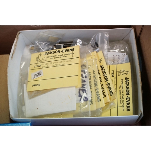 177 - Quantity of carded / bagged and unopened model railway accessories to include Finecast, Flush Gaze, ... 