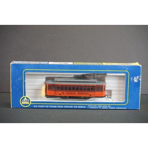 180 - Four boxed HO gauge locomotives to include Bachmann Deluxe EMD Diesel Canadian National, IHC M471 0-... 