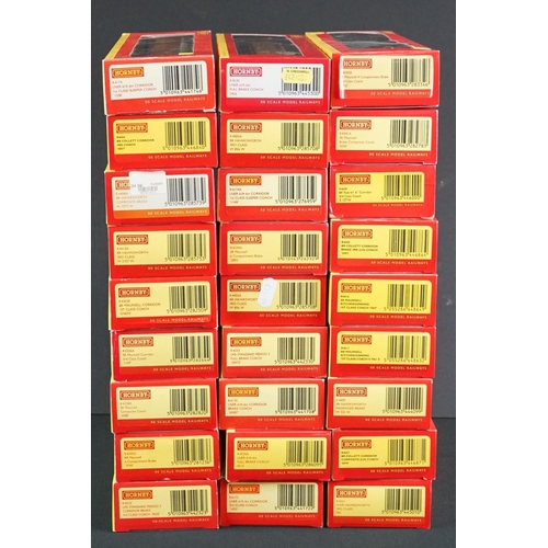 185 - 27 Boxed Hornby OO gauge items of rolling stock to include R4530A, R4338A, 4816, R4600, R4684 etc