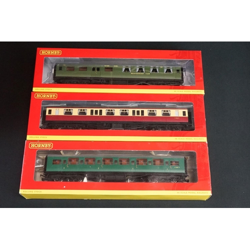 185 - 27 Boxed Hornby OO gauge items of rolling stock to include R4530A, R4338A, 4816, R4600, R4684 etc