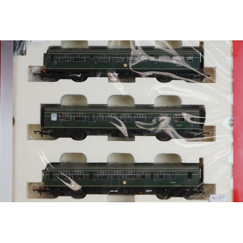 189 - Boxed Hornby OO gauge R2697 BR Class 101 3 Car DMU Train Pack