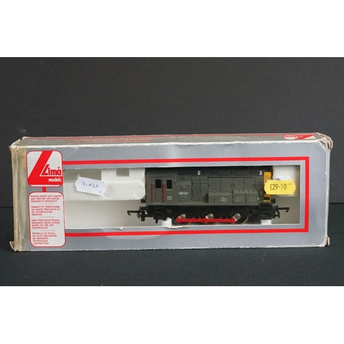 190 - Five boxed OO gauge locomotive to include 4 x Hornby (R3213 SR 0-4-0 Loco 2013, R2783 BR 0-4-0 Diese... 