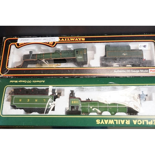 191 - Quantity of OO / HO gauge model railway to include rolling stock, signals, spares & repairs, locomot... 