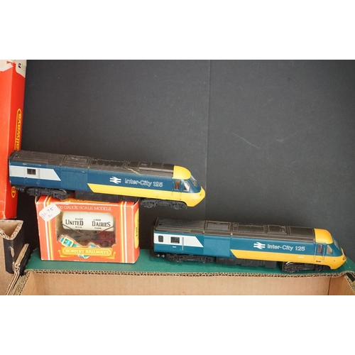 193 - Quantity of OO gauge model railway to include boxed Hornby Clockwork Super Set, boxed Hornby R410 Op... 