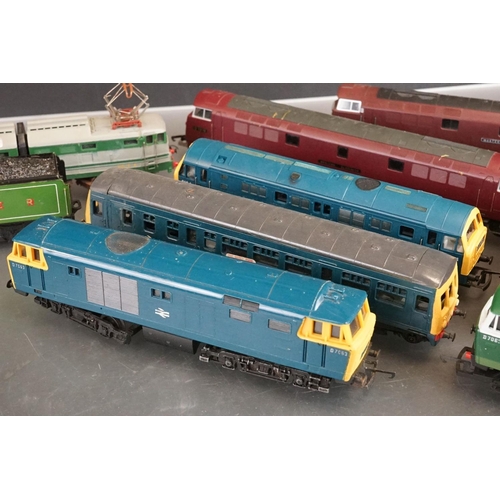 51 - 15 OO / HO gauge locomotives to include Hornby Flying Scotsman, Hornby Western Courier, Lima Western... 