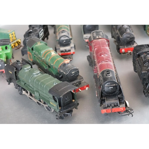 52 - 22 OO / HO gauge locomotives to include Fleischmann, Jouef, Wrenn Cardiff Castle, Lima, Triang etc