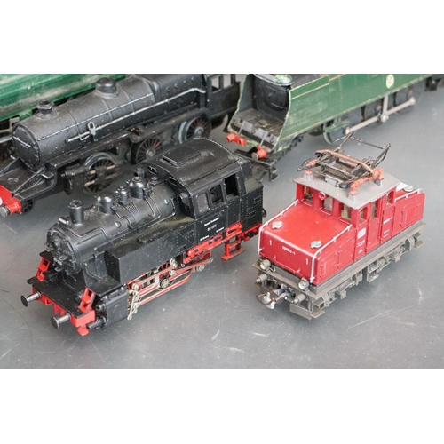 52 - 22 OO / HO gauge locomotives to include Fleischmann, Jouef, Wrenn Cardiff Castle, Lima, Triang etc