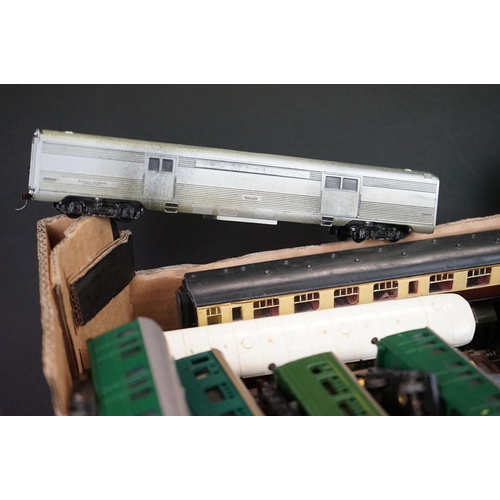 64 - Around 60 OO / HO gauge items of rolling stock to include Lima, Jouef, Hornby, Triang etc