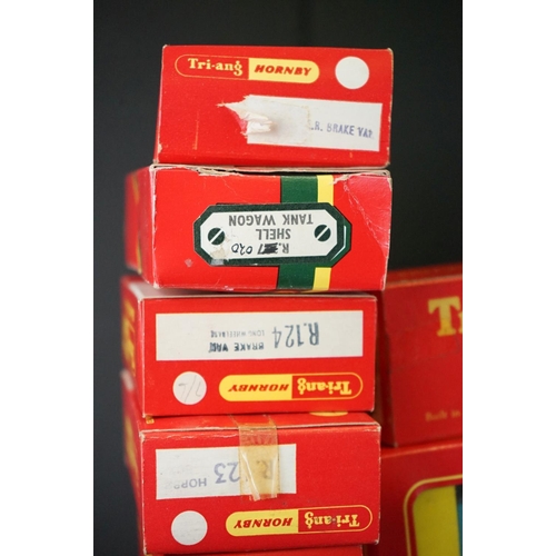 68 - 44 Boxed OO gauge items of rolling stock to include 11 x Airifx, 7 x Palitoy Mainline, 25 x Hornby /... 