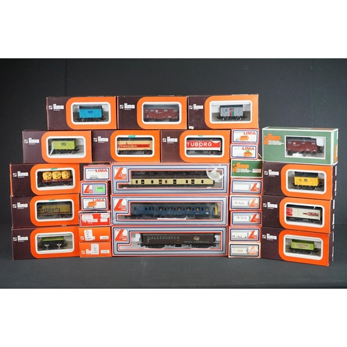 69 - 30 Boxed Lima OO / HO gauge items of rolling stock to include coaches and wagons