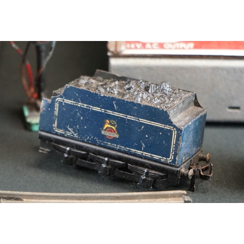 200 - Group of TTR model railway to include 0-4-0 locomotive with tender in blue, 13 x items of rolling st... 