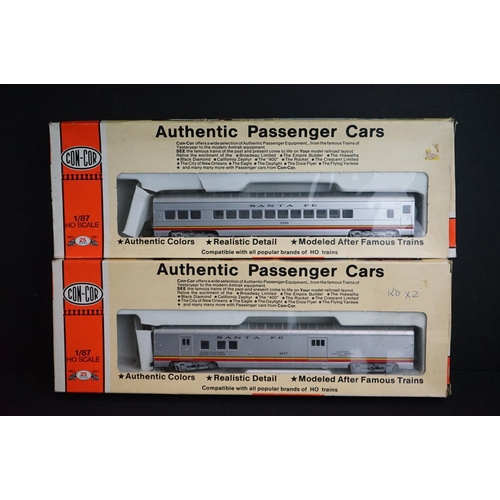 74 - Five boxed Concor HO gauge Santa Fe items of rolling stock plus 6 x unboxed Concor Santa Fe coaches