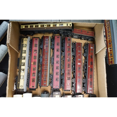 76 - Around 35 OO gauge items of rolling stock to include Hornby, Airfix etc, all coaches