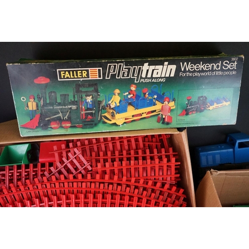 80 - Quantity of O scale plastic model railway to include boxed Faller PlayTrain Weekend Set, boxed Big B... 