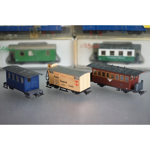 82 - Collection of 19 HO items of rolling stock to include Egger Bahn and Liliput by Bachmann