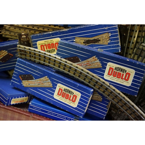 85 - Quantity of various Hornby Dublo track (3 boxes)